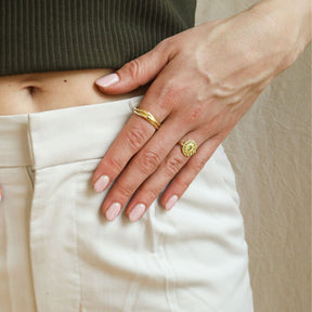 Kae Peridot Flower ring